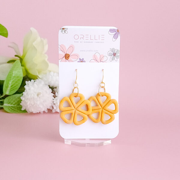 Embrace the charm of simplicity with the Unity Bloom collection by Orellie. These delicate floral-inspired earrings bring a touch of elegance to your everyday style, perfect for casual wear or gifting.